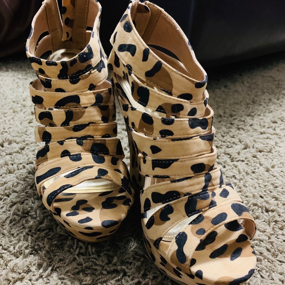 Cheetah Wedges